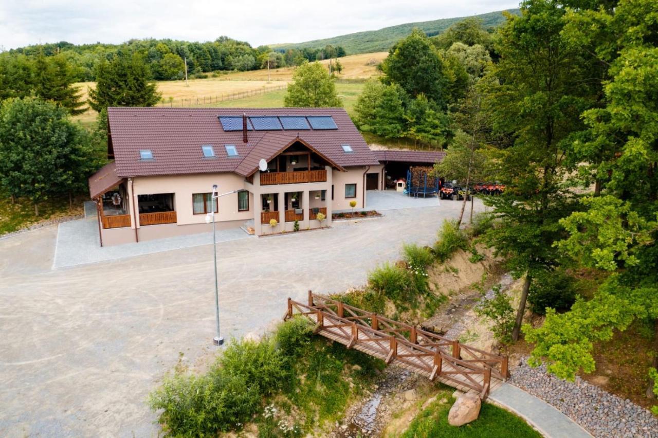Transylvanian Relax House Lupeni  Екстериор снимка